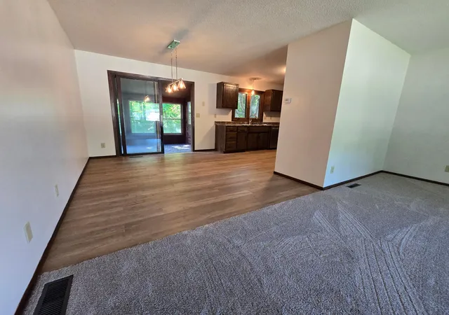Homes for sale in Saint Michael, MN | 409 Main St S, Saint Michael, MN 55376 | MLS# 7083895