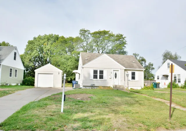 Photo 1 of Single family home for sale at 4522 Chatham Rd NE, Minneapolis, MN 55421 | MLS# 7083896 | Listing updated on 2026-10-09