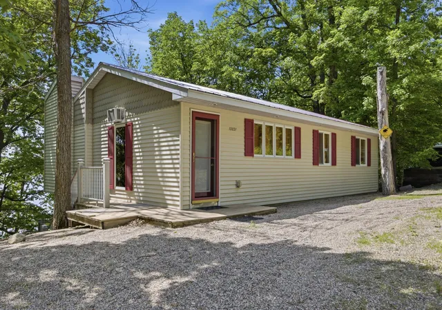 Photo 3 of Single family home for sale at 13231 Is Lake Rd E, Lengby, MN 56651 | MLS# 7083953 | Listing updated on 2026-08-12