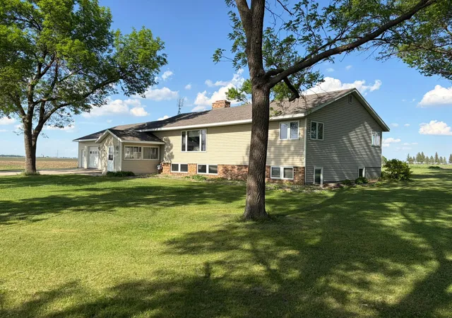 Homes for sale in Renville, MN | 905 Main St N, Renville, MN 56284 | MLS# 7083956