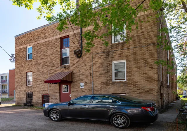 Photo 21 of Condo for sale at 4415 Chowen Ave S #201, Minneapolis, MN 55410 | MLS# 7084001 | Listing updated on 2026-10-26