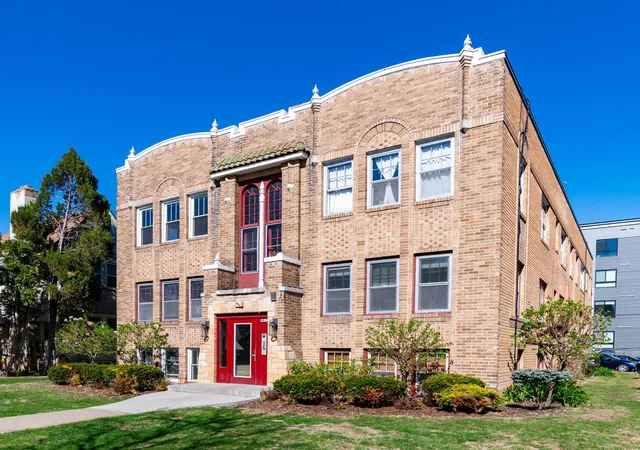 Photo 2 of Condo for sale at 4415 Chowen Ave S #201, Minneapolis, MN 55410 | MLS# 7084001 | Listing updated on 2026-07-28