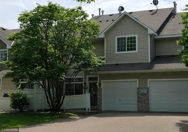 Homes for sale in Eden Prairie, MN | 8300 Kimball Dr, Eden Prairie, MN 55347 | MLS# 7084056
