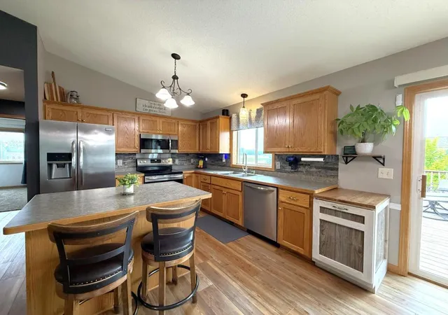 2nd image of 1503 Park View Ln Ne, Sauk Rapids, MN 56379 | MLS# 7084060