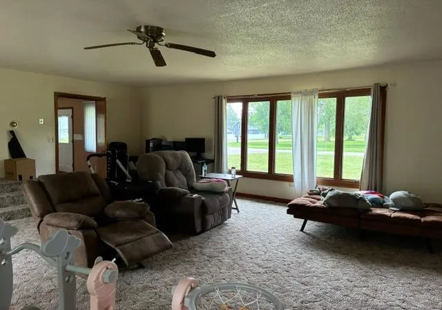5th image of 1121 W 6Th St, Graceville, MN 56240 | MLS# 7084082