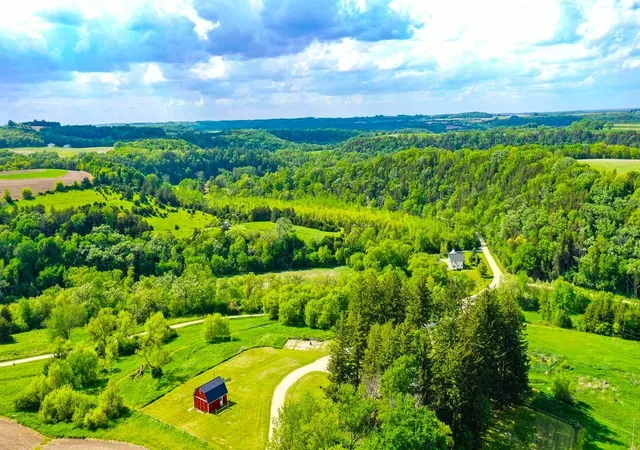 Photo 3 of Single family home for sale at 22966 Grosbeak Rd, Lanesboro, MN 55949 | MLS# 7084097 | Listing updated on 2026-09-01