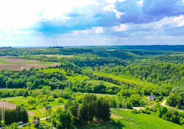 Photo 4 of Single family home for sale at 22966 Grosbeak Rd, Lanesboro, MN 55949 | MLS# 7084097 | Listing updated on 2026-09-01