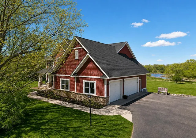 Photo 3 of Single family home for sale at 1454 166th Avenue, New Richmond, WI 54017 | MLS# 7084166 | Listing updated on 2026-08-18