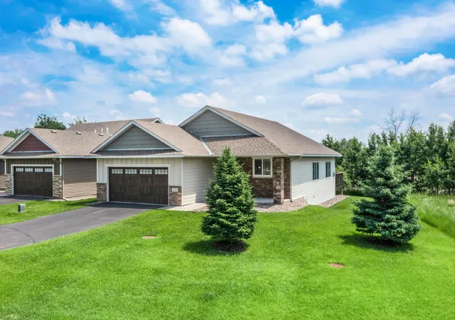Homes for sale in Anoka, MN | 2726 11Th Ave, Anoka, MN 55303 | MLS# 7084190