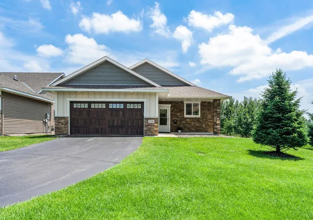 Homes for sale in Anoka, MN | 2726 11th Ave, Anoka, MN 55303 | MLS# 7084190