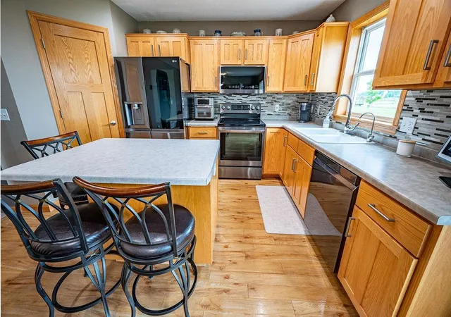 5th image of 444 W Overlook Dr, Ellsworth, WI 54011 | MLS# 7084210