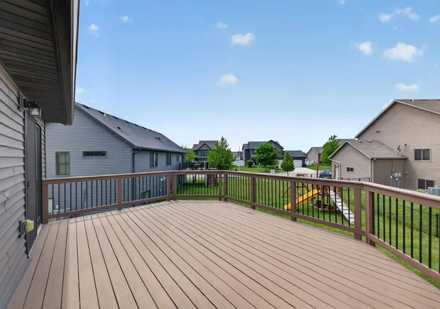 3rd image of 2287 Phoenix Rd Sw, Rochester, MN 55902 | MLS# 7084278