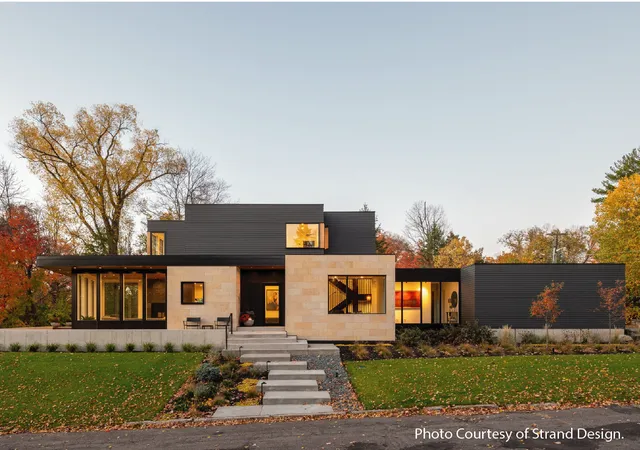 3rd image of 878 Mississippi River Blvd S, Saint Paul, MN 55116 | MLS# 7084315