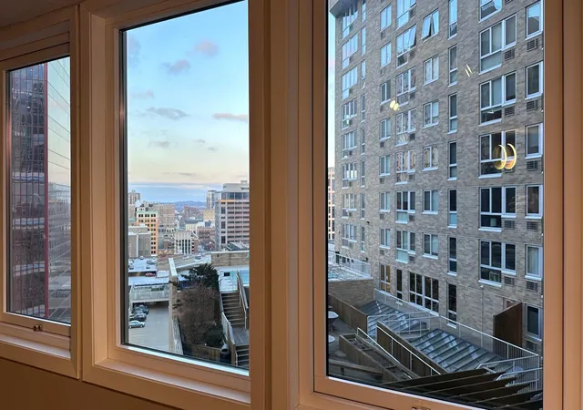 2nd image of 433 S 7th St #1711, Minneapolis, MN 55415 | MLS# 7084316