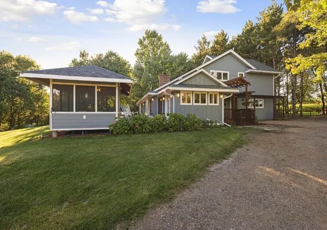 Photo 2 of Single family home for sale at 10940 105th Street N, Stillwater, MN 55082 | MLS# 7084329 | Listing updated on 2026-08-26