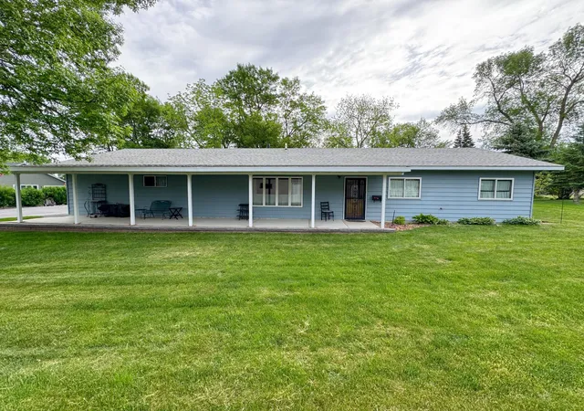 Homes for sale in Fergus Falls, MN | 416 E Fourteenth St, Fergus Falls, MN 56537 | MLS# 7084349