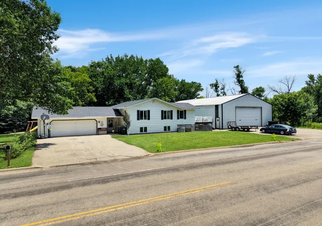 Homes for sale in Cottonwood, MN | 755 W 1st St S, Cottonwood, MN 56229 | MLS# 7084355