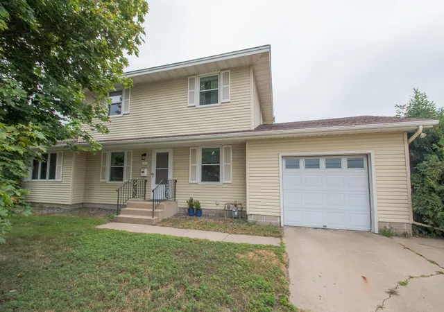 Photo 1 of Sale Pending at 7524 Noble Ave N, Minneapolis, MN 55443 | MLS# 7084386 | Listing updated on 2026-09-02