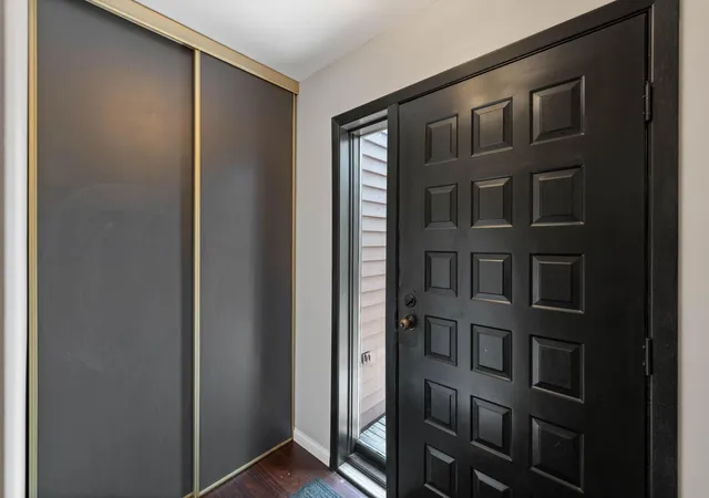 3rd image of 1335 Spencer Rd W, Saint Paul, MN 55108 | MLS# 7084459