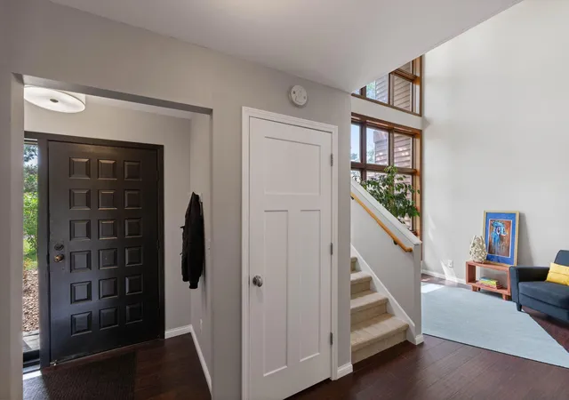 4th image of 1335 Spencer Rd W, Saint Paul, MN 55108 | MLS# 7084459