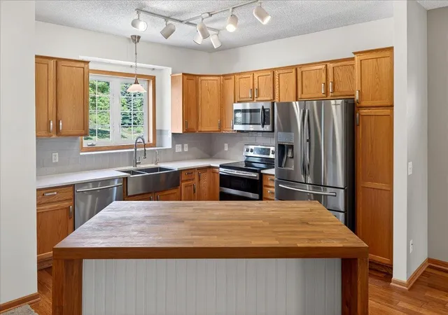 Photo 4 of Single family home for sale at 18576 Euclid Path, Farmington, MN 55024 | MLS# 7084462 | Listing updated on 2026-10-06