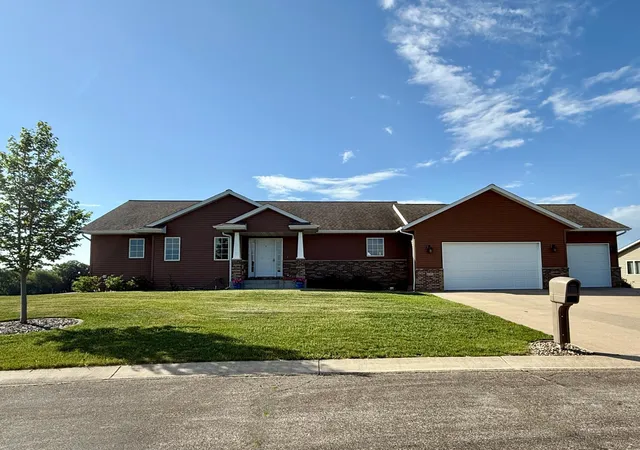 1st image of 1798 Tiger Ridge Dr, Albert Lea, MN 56007 | MLS# 7084531