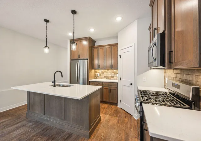4th image of 150 Morning Dr, Mayer, MN 55360 | MLS# 7084551
