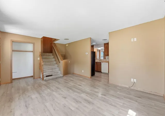 Photo 2 of Single family home for sale at 1413 12th Street Se, Willmar, MN 56201 | MLS# 7084675 | Listing updated on 2026-08-12