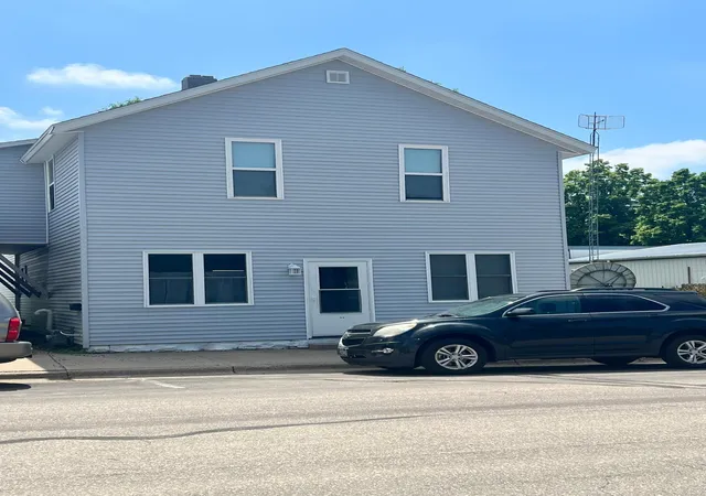 Homes for sale in Madison, MN | 617 E 3rd St, Madison, MN 56256 | MLS# 7084703