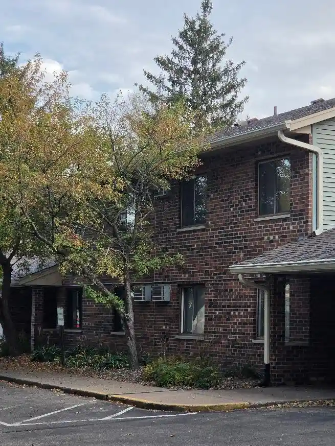 Listing Photo 1 - Condo for sale in 1601 Cohansey St located at 1601 Cohansey St, St. Paul, MN 55117 - Unit #204