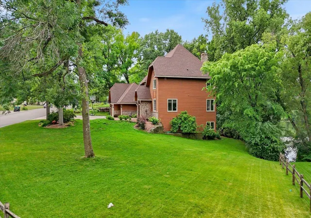 5th image of 12093 Gantry Ln, Saint Paul, MN 55124 | MLS# 7084743