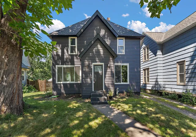 Photo 1 of Single family home for sale at 1723 Hewitt Ave, Saint Paul, MN 55104 | MLS# 7084751 | Listing updated on 2026-09-03