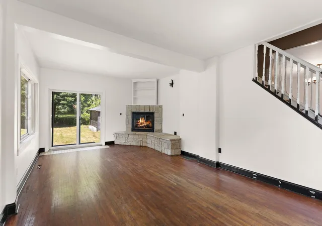 Photo 3 of Single family home for sale at 1723 Hewitt Ave, Saint Paul, MN 55104 | MLS# 7084751 | Listing updated on 2026-10-23