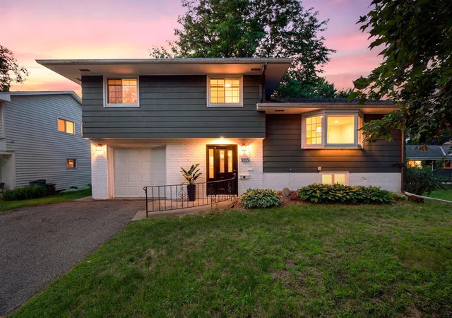 1st image of 9109 24th Ln, Minneapolis, MN 55426 | MLS# 7084784