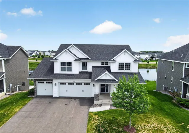 3rd image of 11210 Meadow View Ln, Maple Grove, MN 55311 | MLS# 7084806