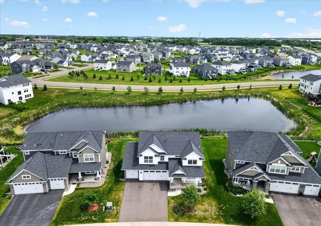 5th image of 11210 Meadow View Ln, Maple Grove, MN 55311 | MLS# 7084806