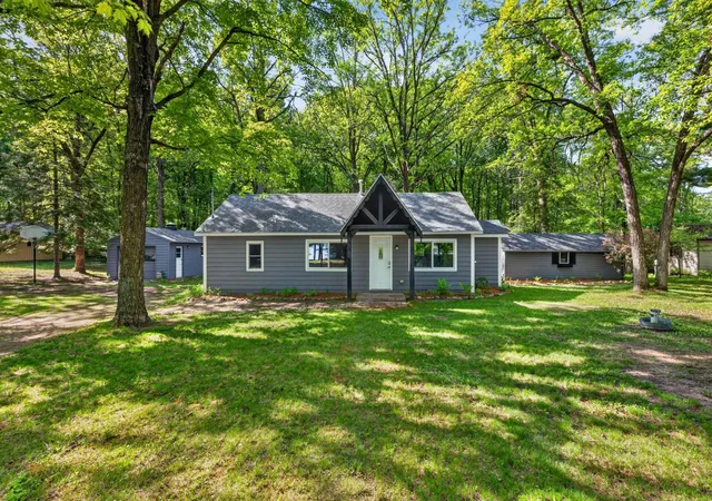 Homes for sale in Brainerd, MN | 8612 Paradise Beach Rd, Brainerd, MN 56401 | MLS# 7084809