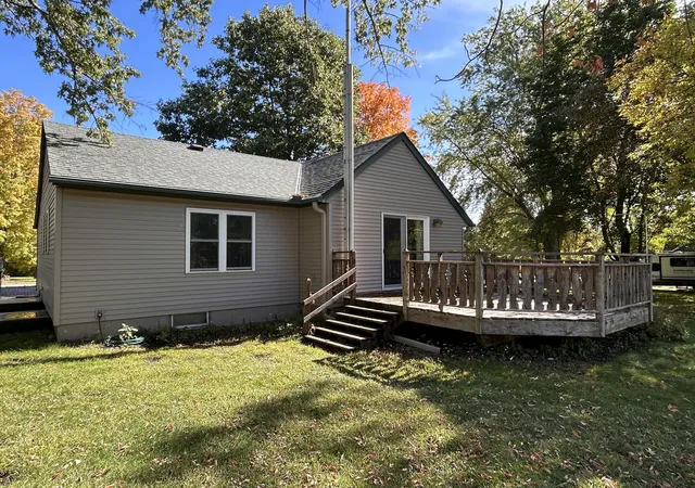 Photo 1 of Single family home for sale at 221 11th Street, Albany, MN 56307 | MLS# 7084834 | Listing updated on 2026-10-07