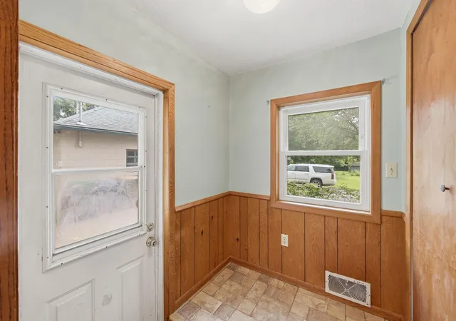 Photo 3 of Single family home for sale at 221 11th Street, Albany, MN 56307 | MLS# 7084834 | Listing updated on 2026-10-07