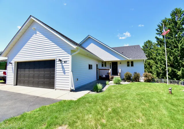 1st image of 1417 Broadway Ave S, Sauk Rapids, MN 56379 | MLS# 7084840