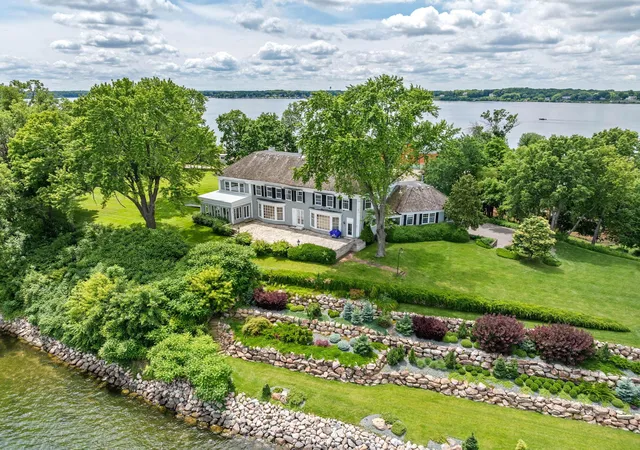 5th image of 1480 Bracketts Point Rd, Wayzata, MN 55391 | MLS# 7084858