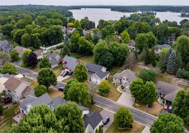4th image of 15071 Appaloosa Trl Ne, Prior Lake, MN 55372 | MLS# 7084873