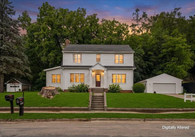 2nd image of 398 E Wall St, Ellsworth, WI 54011 | MLS# 7084886