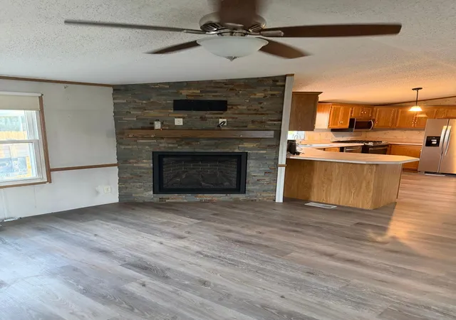 4th image of 13 22Nd Ave Nw, Faribault, MN 55021 | MLS# 7084890
