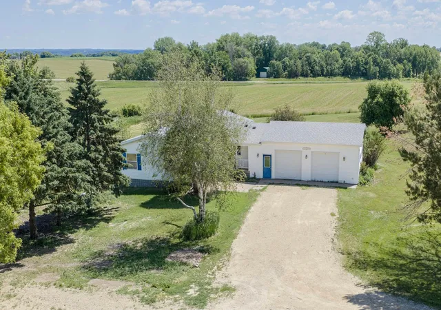 2nd image of 17771 County 31 Blvd, Welch, MN 55089 | MLS# 7084921