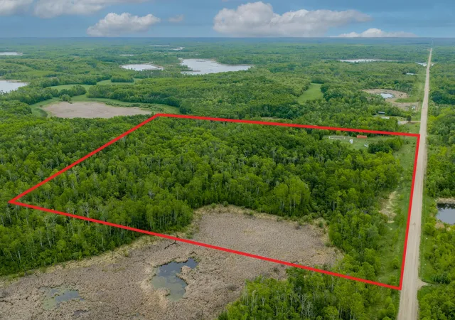 5th image of 3619 Bia Road 4, Belcourt, ND 58316 | MLS# 7084945