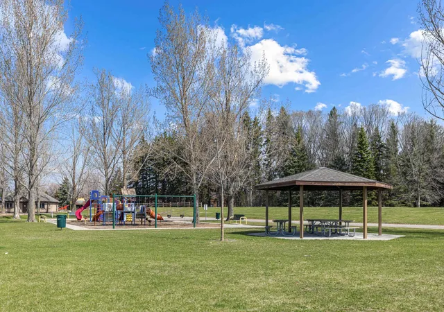 Homes for sale in Fargo, ND | 3200 11Th St S #220, Fargo, ND 58104 | MLS# 7085000