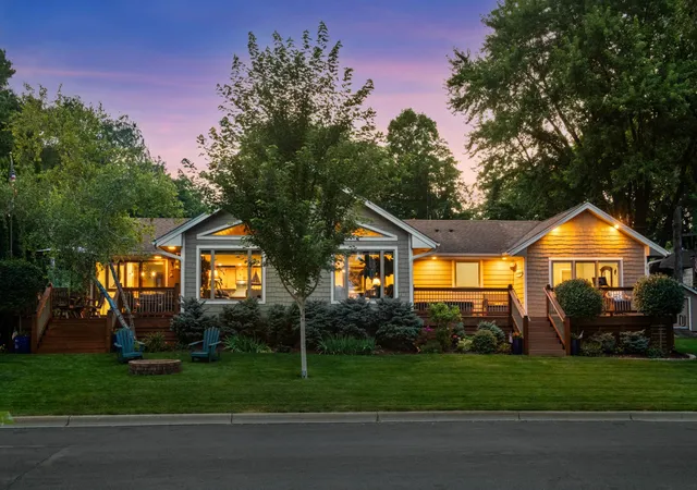 2nd image of 3001 Island View Dr, Mound, MN 55364 | MLS# 7085009