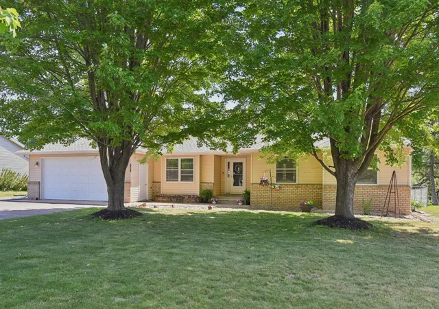 2nd image of 908 Martys Wy, Osceola, WI 54020 | MLS# 7085114