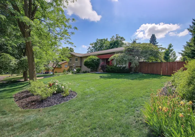 Homes for sale in Northfield, MN | 1400 Lia Dr, Northfield, MN 55057 | MLS# 7085129